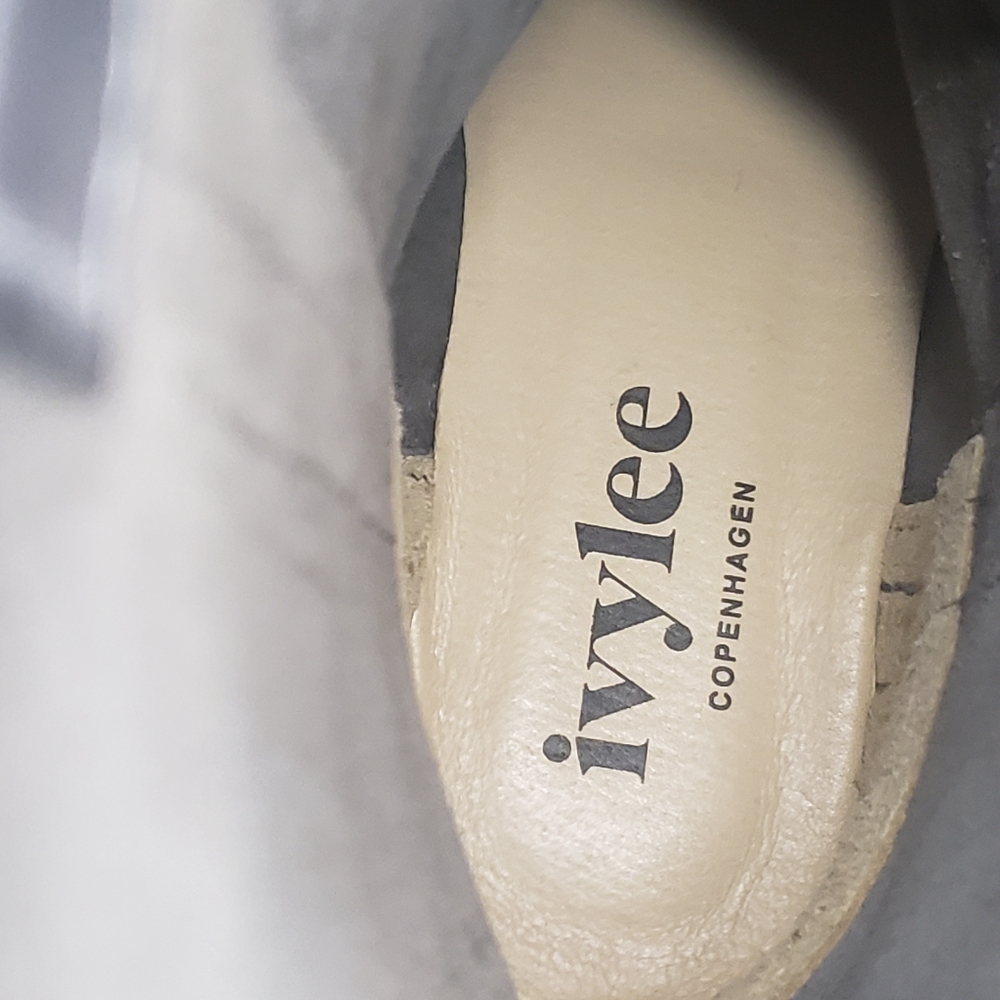 Ivylee 'Simone' Boots in Gray - Euro 36 - Youth/Big Kids 3.5 or Women's 5.5 -6 - Picture 6 of 9